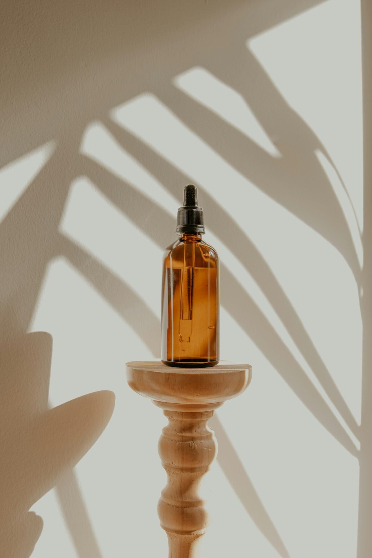 Diffuseur d'huiles essentielles connecté avec brume
