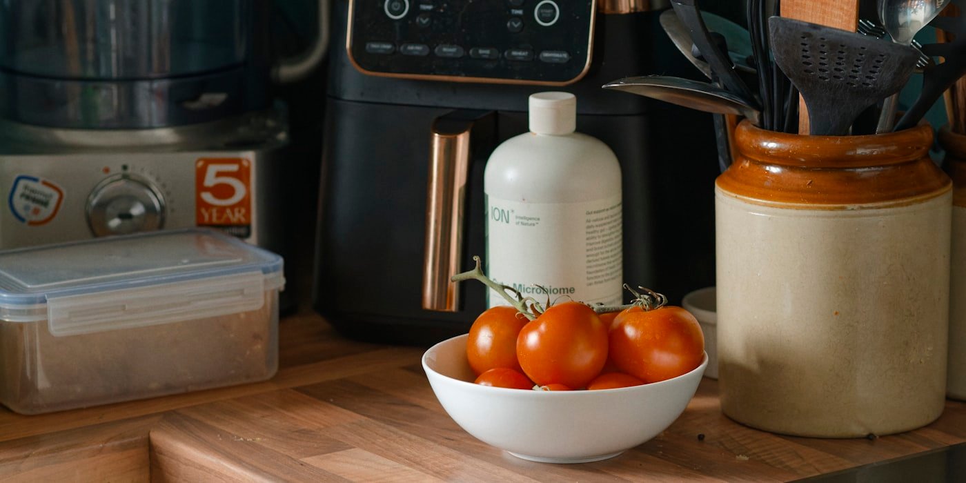 Friteuse à air dans une cuisine moderne